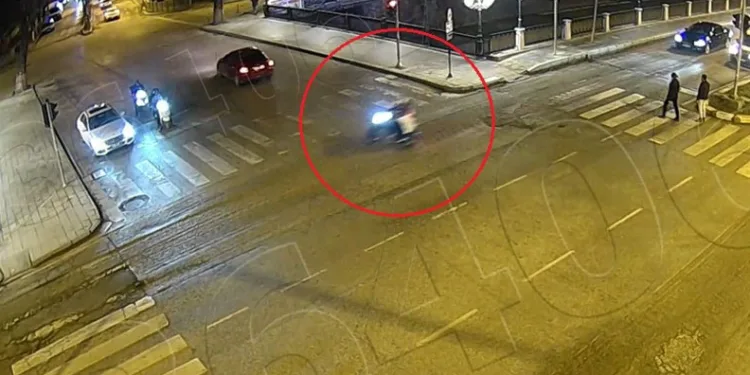 Plakasını havluyla kapatıp trafikte canını hiçe saydı