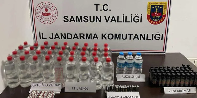 Samsun’da jandarma tarafından sahte içki ele geçirildi