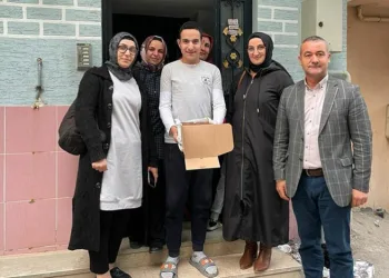 Ak Parti’den özel bireylere ziyaret