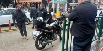 Bilecik’te seyir halindeki motosikletin devrilmesi sonucu sürücü yaralandı