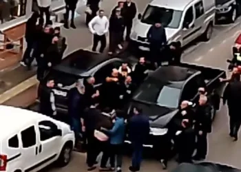 Bursa’da yol verme kavgası