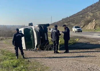 Balıkesir’de kaza; 1 ölü 8 yaralı