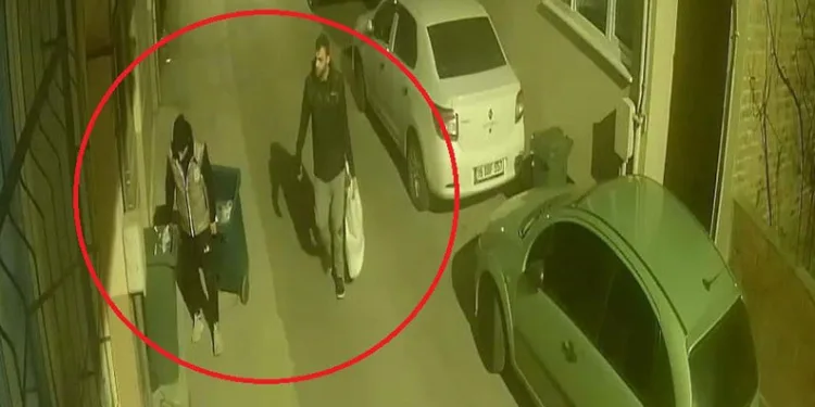 Bursa’da çaldıkları çöp kovasını beğenmeyip değiştirdiler