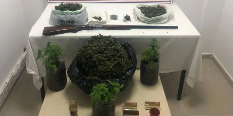 Bidonlara uyuşturucu eken şüpheli yakalandı