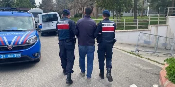 Gaziantep’te 28 yıl hapis cezasıyla aranan şüpheli yakalandı