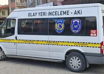 Su sızıntısından çıkan komşu kavgasında kan aktı
