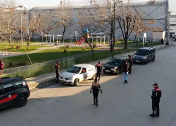 Bursa polisi kuş uçurtmuyor