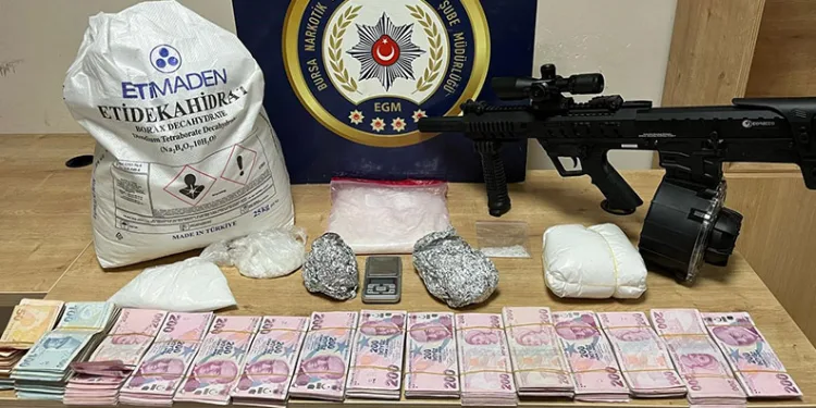 Bursa’da uyuşturucu ticareti yapan şahıs yakalandı
