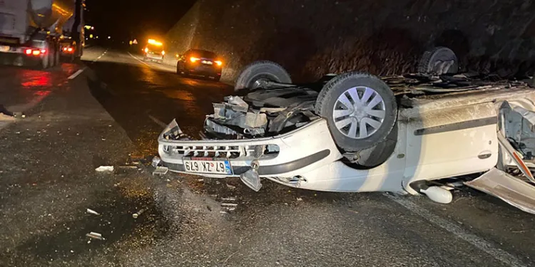Otomobil 15 metreden uçtu: 2 ölü, 1 yaralı