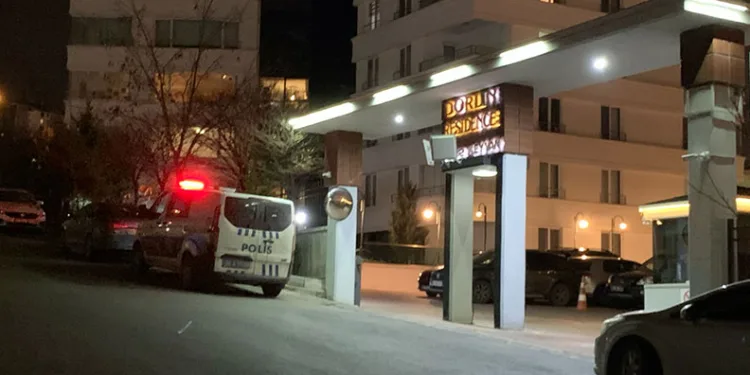 Eski sevgilisi tarafından silahla vurulan kadın hayatını kaybetti
