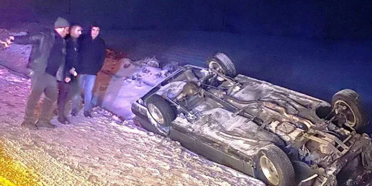 Konya’da otomobil şarampole devrildi: 4 yaralı