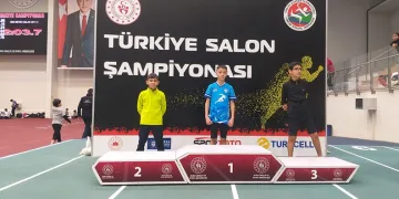 Gemlik sporda başarıya koşuyor