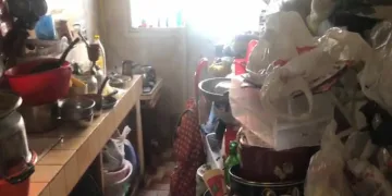 Yalova’da evden 2 ton çöp çıktı