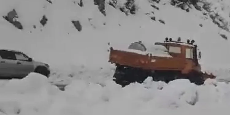 Şırnak-Hakkari yolu ulaşıma kapandı