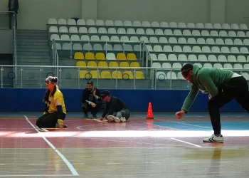 Göz bantlı empati