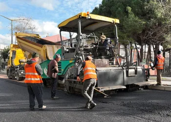 Mustafakemalpaşa’nın altyapısı sil baştan yenileniyor