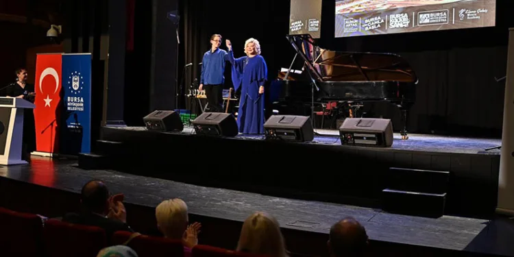 Bursa’da Uluslararası Genç Yıldızlar Müzik Festivali