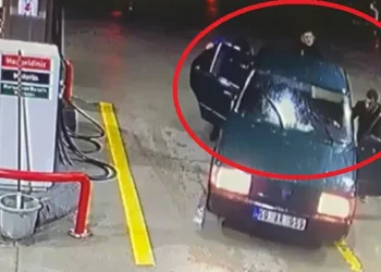 Bursa’da çaldıkları otomobilin yakıtı bitince yakalandılar