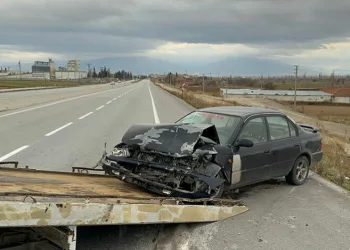 Otomobil ile tanker çarpıştı: 10 aylık bebek hayatını kaybetti
