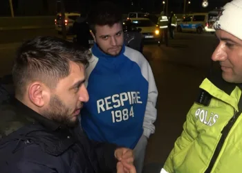 Daha önce alkollü yakalandığı uygulamaya bu sefer ehliyetsiz girdi