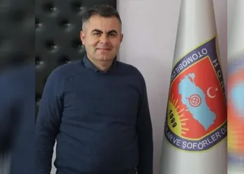 Siyasi partiler adayların hızına yetişemiyor