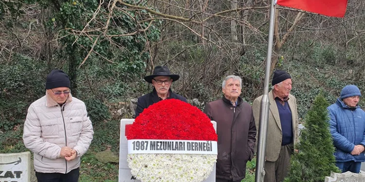 Şehit arkadaşlarını yad etmek için kilometrelerce yol kat ettiler
