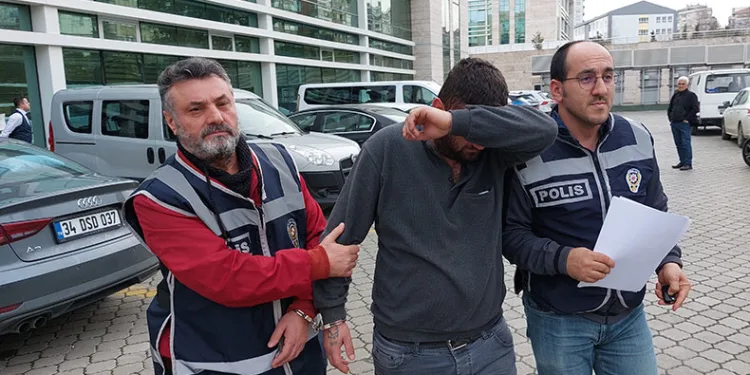 Eski sevgilisinin erkek arkadaşını vurdu