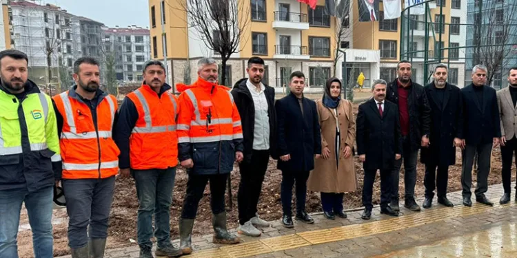 Milletvekili Alkayış kalıcı konutları gezdi