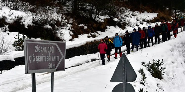 Çığ kurbanları Zigana Dağında anıldı