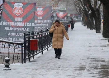 Kar yağışı Kastamonu’yu beyaza bürüdü