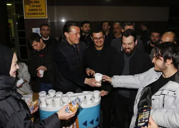 Hatipoğlu’ndan öğrencilere sıcak sürpriz