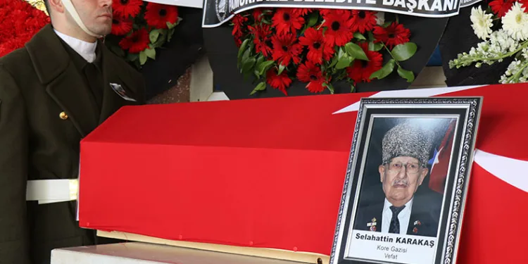 94 yaşındaki Kore Gazisi son yolculuğuna uğurlandı