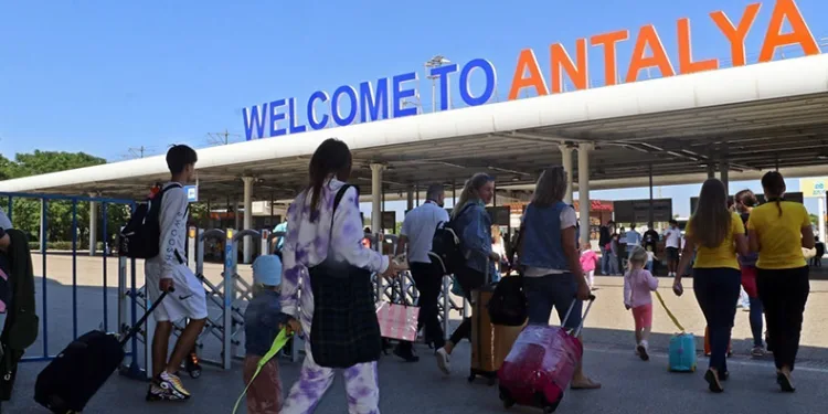 Antalya tüm zamanların rekorunu kırdı