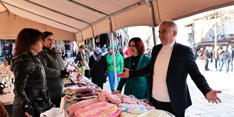 Denizli Büyükşehir destekliyor, kadınlar üretiyor