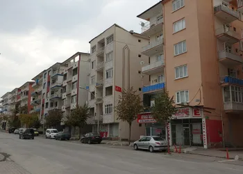Deprem bölgesinde konutlara talep arttı