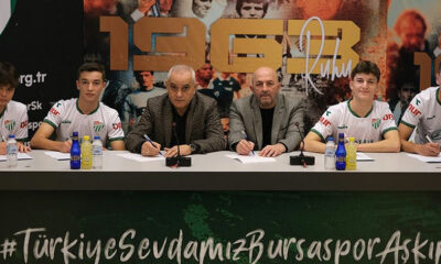 Bursaspor'da geleceğe imza