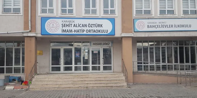 Şehitlerin isimleri 38 okulda yaşatılıyor