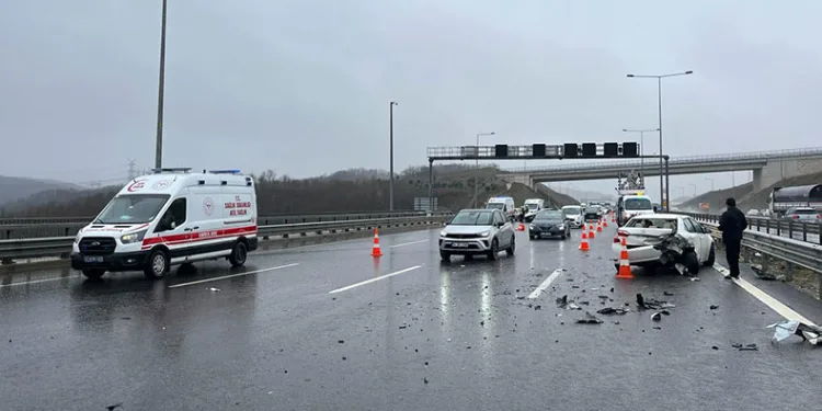Kuzey Marmara Otoyolu’nda zincirleme kaza