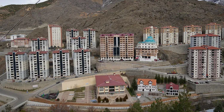 10 muhtar adayı tartışma konusu oldu