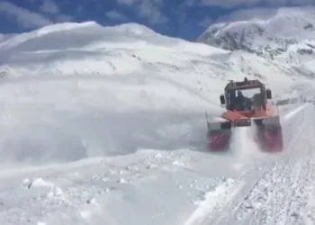 Tunceli’de 215 köy yolu ulaşıma açıldı