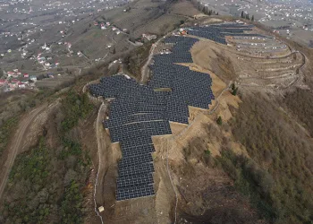 Karadeniz’in tepeleri güneş enerji santralleri ile kaplanıyor