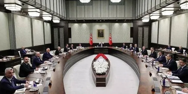 Kabine bugün toplanıyor