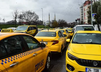 Taksiciler taksimetrelerini güncellemeye başladı