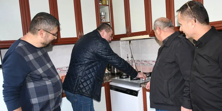 İlk ateşi Başkan Nuri Tekin yaktı