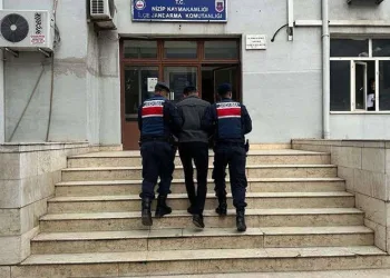 Terör örgütü üyeliği suçundan aranan şahıs yakalandı