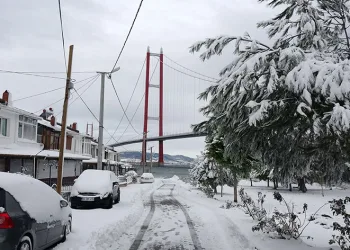 1915 Çanakkale Köprüsü’nde kartpostallık görüntüler