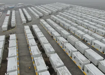 Depremzedeler TOKİ konutlarına geçmeyi bekliyor