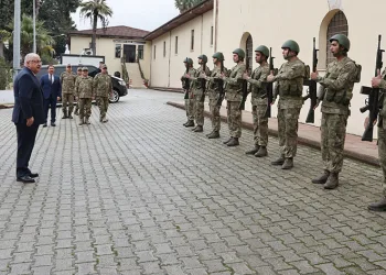 Bakan Güler, 2’nci Hudut Alay Komutanlığı’nda