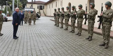 Bakan Güler, 2’nci Hudut Alay Komutanlığı’nda