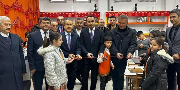 Ac Yamazaki İlkokulu’na kütüphane açıldı